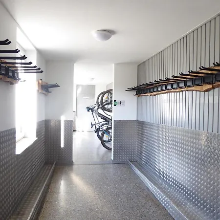 Awayhome Pool Sauna 5 Pers Wifi Near Lift Terrasse 아파트