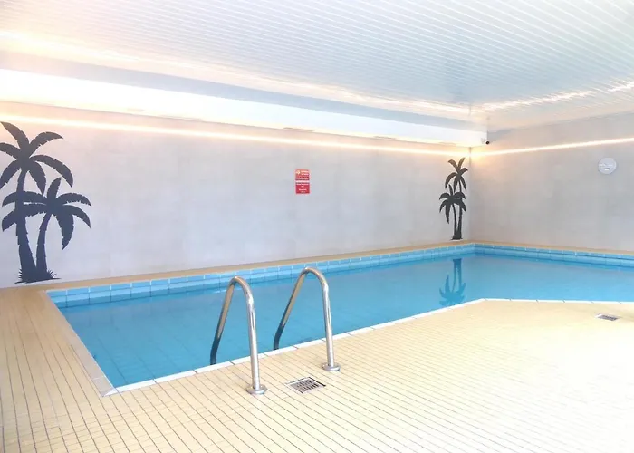 Апартаменты Awayhome Pool Sauna 5 Pers Wifi Near Lift Terrasse *